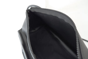 VF TRIANGLE BAG - GLASSES
